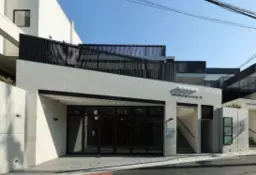 原宿駅 徒歩7分 2F スケルトン物件 【飲食不可(食物販相談)】