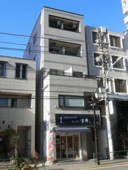 ≪【千駄木 徒歩1分】駅近1階のスケルトン店舗｜事務所・小売・整体など対応・重飲食不可≫