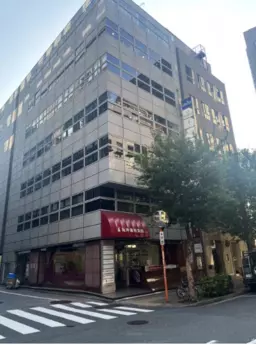 ≪銀座駅 徒歩4分｜3階・111.07㎡｜サービス店舗におすすめ≫