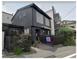 志木駅徒歩5分の通りに面した視認性の良い貸店舗です。オシャレかつ、落ち着いた店内です。外観