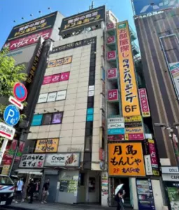 ≪新宿駅 徒歩1分｜3階・81.79㎡｜クリニック・サービス店舗向け≫
