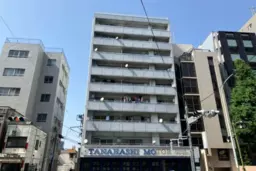新中野駅 徒歩4分 1F スケルトン物件 【飲食不可】外観