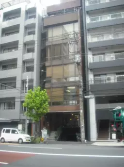 新御徒町駅 徒歩3分 1F店舗 【飲食可(重飲食不可)】前テナント：カフェ・喫茶店