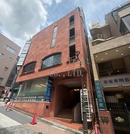 ☆【造作譲渡】内装美装のクラブ居抜♪《※ガールズバー,重飲食不可》外観