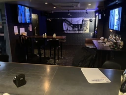 桜ヶ丘駅 徒歩3分 B1F 現況:カラオケバー 飲食居抜き物件 【何業も可】外観