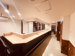 【契約金約300 万円！】西川口駅 徒歩5分 現況:カウンターパブ 飲食居抜き物件 【何業も可】外観