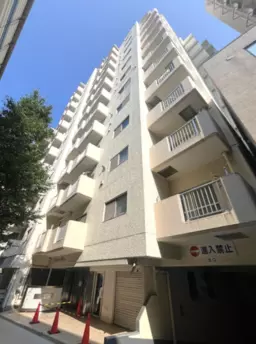 クリニック、軽飲食など相談可！玉川通り沿いの１階区画★