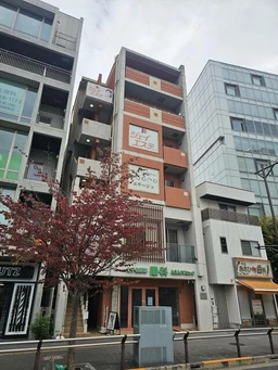 北千住駅 徒歩1分 1F 83万　25坪　スケルトン物件 【飲食不可】
