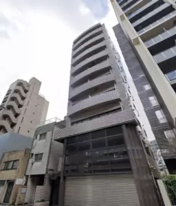 板橋区役所前駅 徒歩2分 【飲食業種可否相談中】国道中山道沿い、広い間口の路面店舗 	深夜営業可能外観