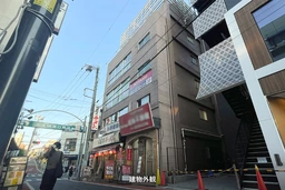 ベニヤビル 4F号室　下北沢駅から徒歩2分、利便性の高い空中階店舗です。