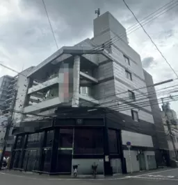 難波駅 徒歩7分 浪速区役所すぐ 1Fバー居抜き物件 【飲食可】外観
