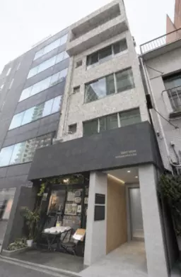 【改装中】サービス店舗相談可★フリーレント相談可！10坪区画も複数募集中！詳細はお問い合わせください。外観