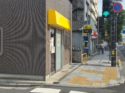 ★三ノ輪駅より徒歩2分★国道（日光街道）沿い路面店★飲食店居抜き外観