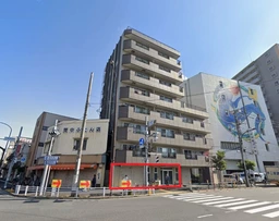 東向島駅 徒歩9分／明治通り「白髭橋東詰」交差点に面す／内装残置／横断歩道正面で視認性◎【軽飲食程度相談】外観