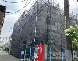 狛江駅徒歩17分 賃料66万円 76.7坪 【飲食不可】  駐⾞場2台付き外観