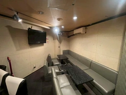 西川口駅 徒歩5分 2F 現況:バー 飲食居抜き物件 【何業も可】外観