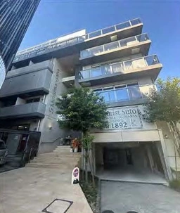 表参道駅 徒歩7分 3F 現況:その他 その他居抜きなど物件 【飲食・美容室不可】