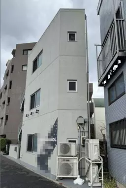 代々木上原駅 徒歩12分 B1F〜3F 　井の頭通り沿い　一棟貸外観