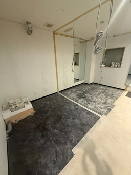 渋谷駅 徒歩5分 5F 現況:パーソナルジム居抜き物件 【何業も可】