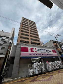 ドラッグストア跡外観