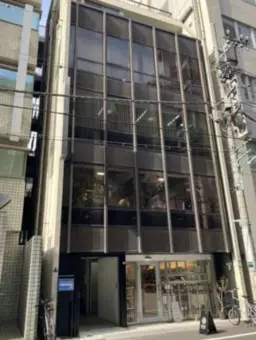 馬喰横山駅徒歩3分、視認性良好な1階路面店！複数路線利用可能です。