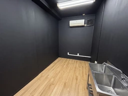 浅草駅 徒歩2分 1F 現況:氷販売店 飲食居抜き物件 【何業も可】外観