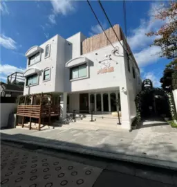 表参道駅 徒歩3分 1F〜3F 現況:その他 その他居抜きなど物件 【飲食可(重飲食不可)】看板取付スペースあり外観