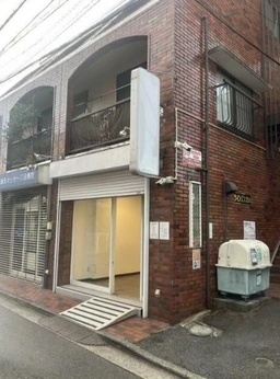 大倉山駅 徒歩4分／内装付き物件／元薬局【重飲食不可】外観