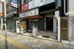 青山コシビル　銀座線外苑前駅から徒歩4分。青山通り沿い1階路面の好立地、重飲食可能物件が出ました。