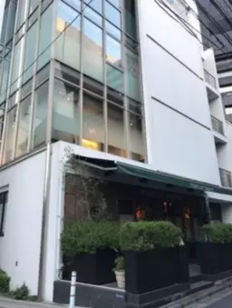≪外苑前駅 徒歩2分｜2階・117.37㎡｜飲食相談≫