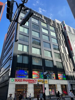 新宿三丁目駅 徒歩1分 7F 現況:美容室・理容室 その他居抜きなど物件 【業種相談】外観