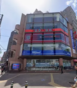 ロータリー角の稀少立地!看板効果大!