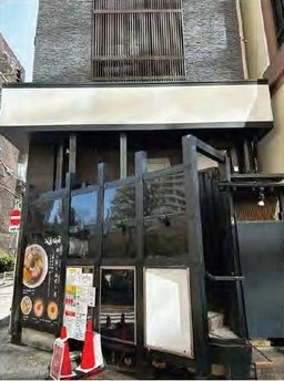 六本木駅 徒歩1分 2F〜5F 現況:娯楽施設・レジャー施設 その他居抜きなど物件 【何業も可】外観