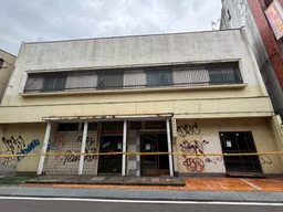 大和駅徒歩2分 相鉄線・小田急線の2路線利用可！  ファサード大きく取れる視認性◎2階物件！