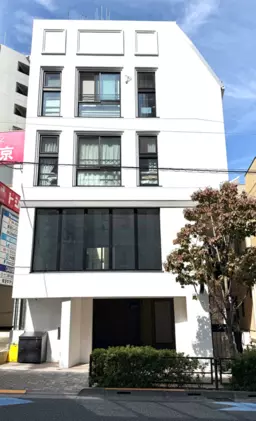 『小石川吹上坂ビル２階』（茗荷谷駅徒歩12分）新築デザイナーズビル （飲食不可）播磨坂桜並木、小石川植物園近く外観