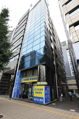 新宿駅徒歩3分 賃料26.4万円 13.1坪 【飲食不可】