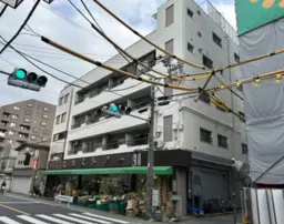 千駄木エリアの物件です！1階路面視認性抜群！　※原則再契約不可