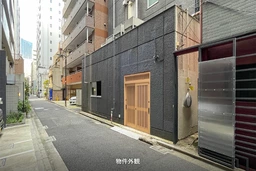 神田東山ビル 102　JR山手線神田駅徒歩3分。小箱の路面物件です。