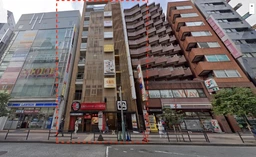 新宿駅徒歩5分！小滝橋通り沿いビル8階約38坪。事務所仕様・飲食不可・EV2基