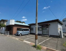 西高島平駅徒歩17分 賃料33万円 29.9坪 【飲食不可】