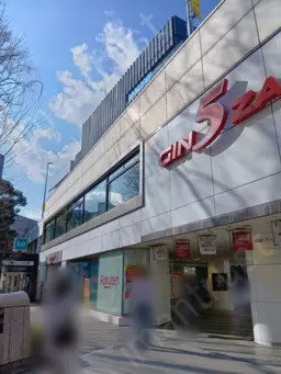 銀座ファイブ１階ファッションフロアの区画です！