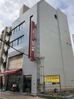 金町駅 徒歩4分 2F スケルトン物件 【飲食不可】