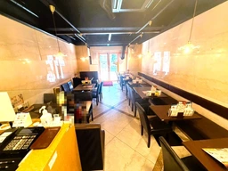 阿波座駅 徒歩4分1階 中央大通沿いの路面飲食店居抜き店舗物件 【飲食可】外観