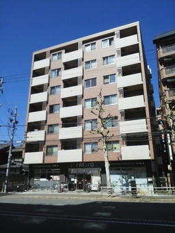 西院乾町1階路面店舗外観