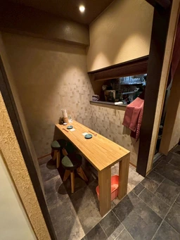 池尻大橋駅徒歩1分☆ワンオペに最適な19席の美麗·居酒屋居抜き外観
