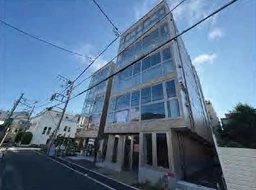 鎌倉駅 徒歩4分 3F スケルトン物件 【飲食不可】外観