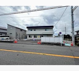 湘南台駅 徒歩10分/165万/119坪/ 1F〜2F スケルトン物件 【業種相談】外観