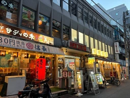 【水道橋駅 徒歩3分】3F 現況：中華料理店 飲食居抜き（重飲食可）/ 他業種も幅広くご相談承ります！外観