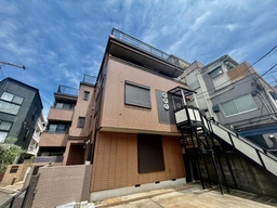 【初台5分/203㎡】駐車場2台無料＆巨大ルーフバルコニー付戸建て！キッチン・トイレ3箇所/エレベーター有外観