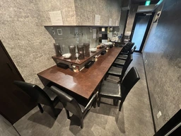 【造作代金無償！約270万円で取得可能！】桜木町駅 徒歩1分 1F 現況:ラーメン 飲食居抜き物件 【何業も可】外観